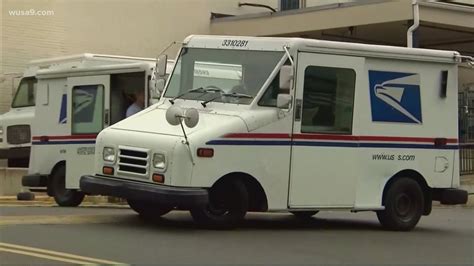 USPS taps Oshkosh Defense to build greener mail truck | weareiowa.com