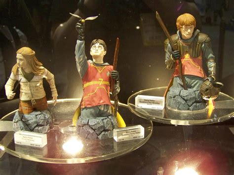 Harry Potter and Ron Weasley Quidditch busts and Ginny Wea… | Flickr