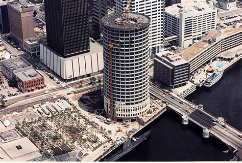 At 25, Rivergate Tower is a relic of banking bravado - Tampa Bay ...