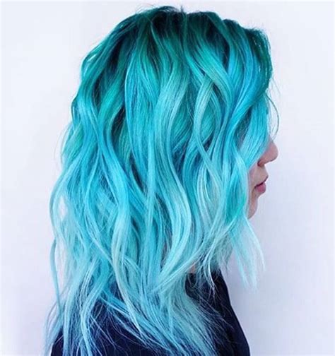 50 Fun Blue Hair Ideas to Become More Adventurous in 2020