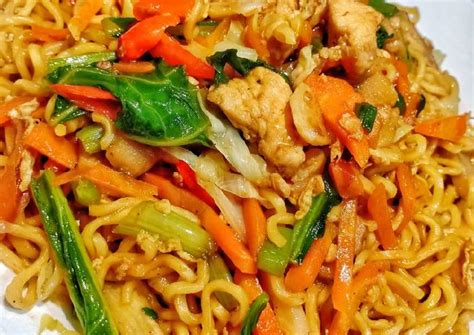 Resep Mie Goreng Ayam oleh Kristina Puspita Dewi - Cookpad