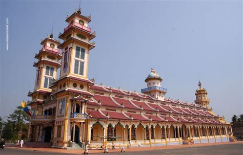 Cao Dai Temple, Tay Ninh - Famous Temple in Southern Vietnam