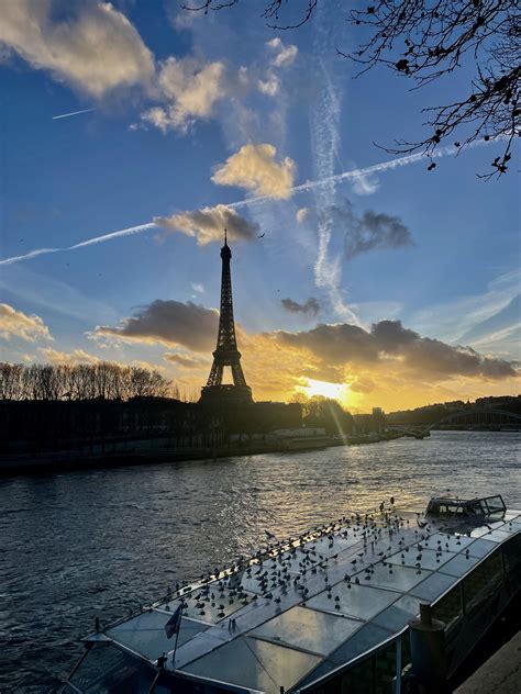 Sunset in Paris : r/SkyPorn