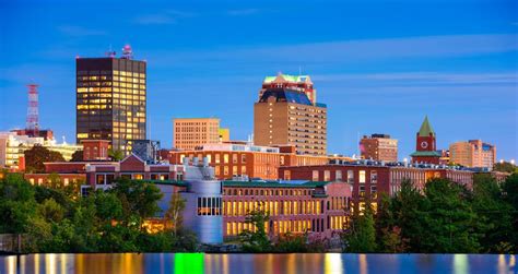 20 Best Things to Do in Manchester, New Hampshire