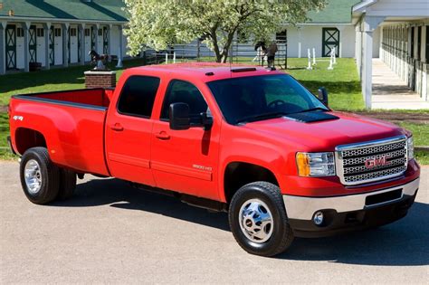 Used 2014 GMC Sierra 3500HD Crew Cab Pricing - For Sale | Edmunds