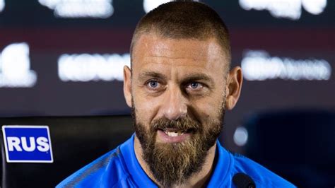 Daniele De Rossi: Italy coach hospitalised after contracting ...