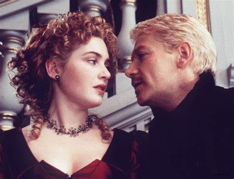 Hamlet 1996 Kenneth Branagh Full Movie Download - powerupeagle