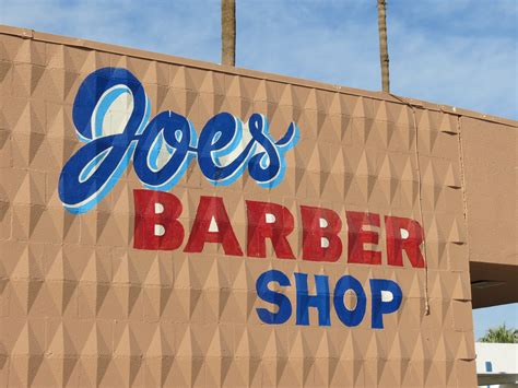 Chemtrails Over Joe's Barber Shop - Indio, California - Pictures/Photos - October 3, 2012