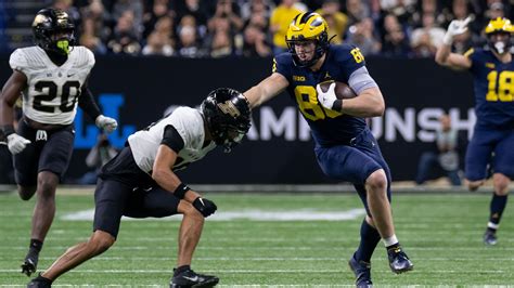 Michigan Wolverines tight end Luke Schoonmaker to enter NFL Draft