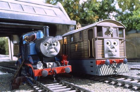 The Thomas and Friends Review Station: Classic Series Reviews Revisited ...