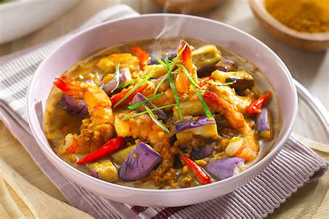 Sweet and Spicy Shrimp Eggplant Curry | Asian Inspirations