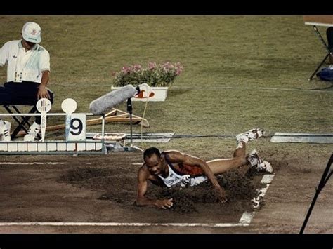 mi csatorna szivárog long jump world record mike powell amazon átad ...