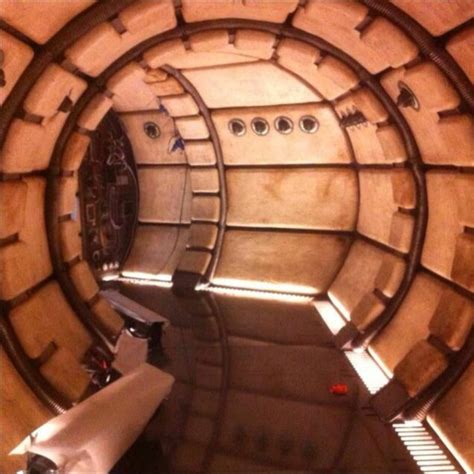 Inside the Falcon *SPOILER* - Star Wars - Nightly.Net