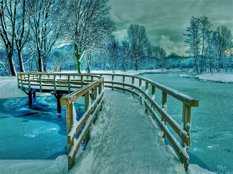 Winter Covered Bridge Wallpaper - WallpaperSafari