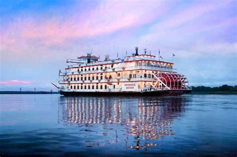 Savannah: Buffet Dinner Cruise with Live Entertainment | GetYourGuide