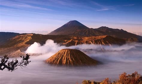 The most famous Volcanoes around the World - Volcano names | Rough Guides