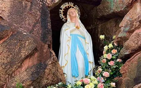 Virgen de Lourdes: resumen completo de su historia y apariciones