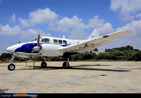 Beech 65-B80 Queen Air (4X-DZY) Aircraft Pictures & Photos - AirTeamImages.com