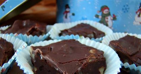 Hershey’s Old Fashioned Rich Cocoa Fudge Recipe | Yummly