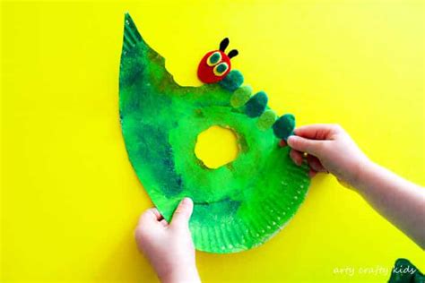 The Very Hungry Caterpillar Craft - Arty Crafty Kids