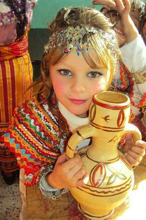 Enfant de Kabylie. | Bellissimi bambini, Bambini, Espressioni