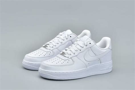 Classic All White Nike Air Force 1 ’07 Low Whiteout AF1 - FavSole.com