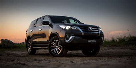 Fortuner Wallpapers - Free Fortuner Backgrounds - WallpapersHigh