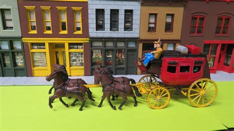 Gallery Pictures Imex Stagecoach with Horses and Figures Set Western Plastic Model Kit 1/72 ...