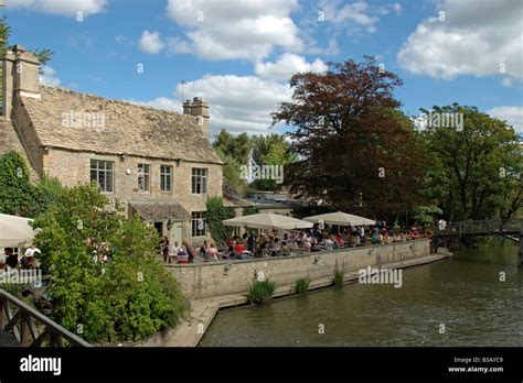 The Trout Inn Stock Photo, Royalty Free Image: 19295369 - Alamy