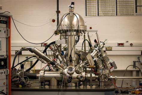 Cornell Center for Materials Research - X-ray photoelectron spectroscopy XPS