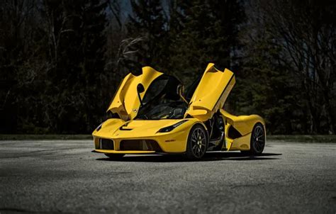 Wallpaper Ferrari, Scuderia, Yellow, Italia, LaFerrari for mobile and ...