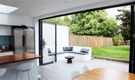 Bifold vs sliding doors – the pros and cons | My Home Extension