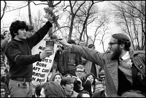 Men burning their draft cards, NYC, 1967, photo by Hiroji Kubota (1051 ...