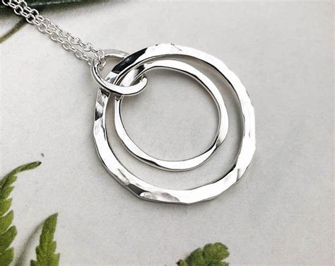 Handmade Sterling Silver Jewelry door LizardiJewelry op Etsy Hammered Silver Jewelry, Sterling ...