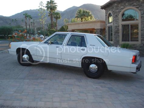 1990 Ford crown victoria police interceptor