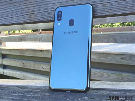 Samsung Galaxy A20e review: One Galaxy A too many - SamMobile