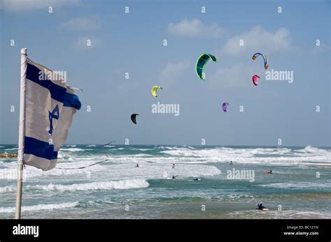 Kite surfing in Tel Aviv Beach Israel Stock Photo - Alamy