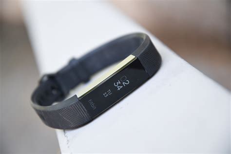 Fitbit Alta HR In-Depth Review | DC Rainmaker