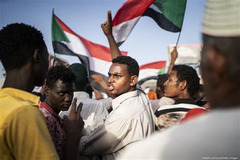 Sudan: thousands rally in Khartoum to protest military coup – The North ...