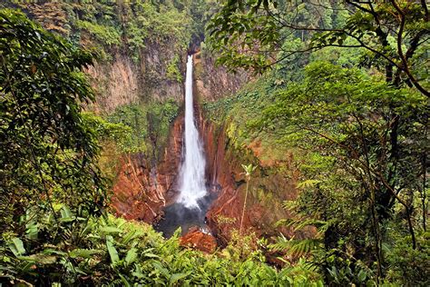 Somerset House - Images. CATARATA DEL TORO WATERFALL-IN THE MOUNTAINS ...