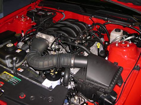 File:2006 Ford Mustang GT engine.jpg - Wikipedia, the free encyclopedia