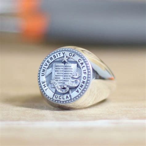 Custom Class Rings | Design Your Own College Class Ring | CustomMade.com