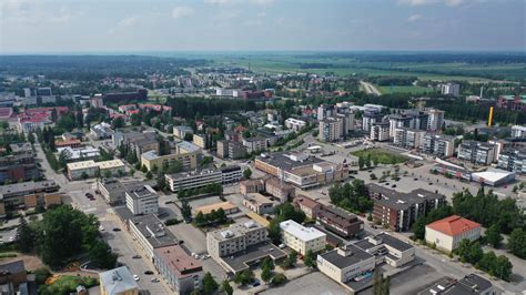 Ilmakuva: Seinäjoki – kaupunki lakeuksien keskellä - Visual Finland