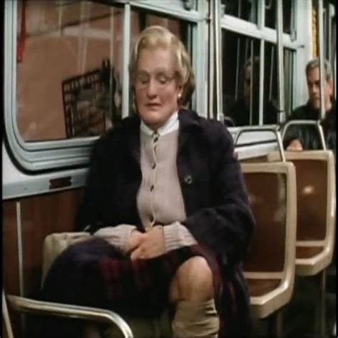 Mrs Doubtfire Costume - Mrs Doubtfire Fancy Dress