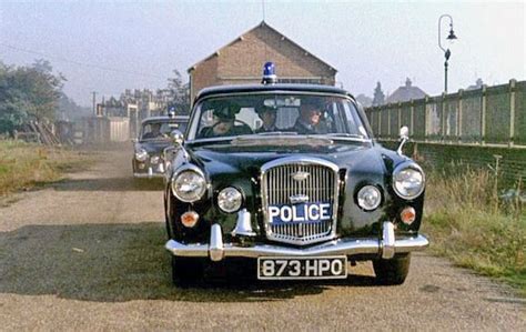 Wolseley 6/110 police car (2) | Police cars, British police cars, Police