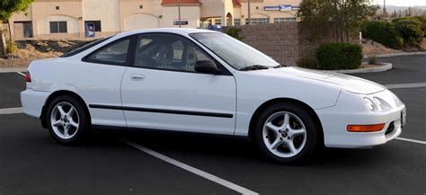 No Reserve: Original-Owner 1998 Acura Integra RS 5-Speed for sale on ...