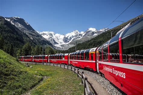 Bernina Express • Railway » outdooractive.com