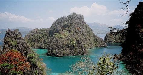 The Nomadic Pinoy: Coron, Philippines