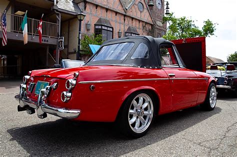 SOLVANG DATSUN ROADSTER CLASSIC! - Car Guy Chronicles