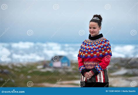 Young Inuit Children On Small Fishing Boat From Remote Settlement Of Aappilattoq In Prince ...